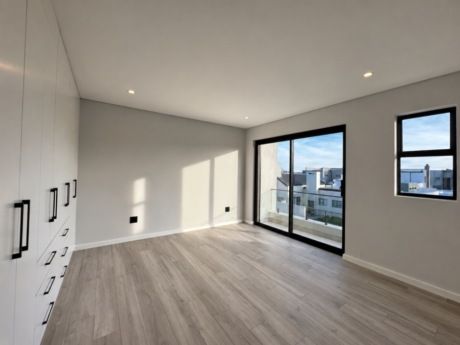 4 Bedroom Property for Sale in Sandown Western Cape